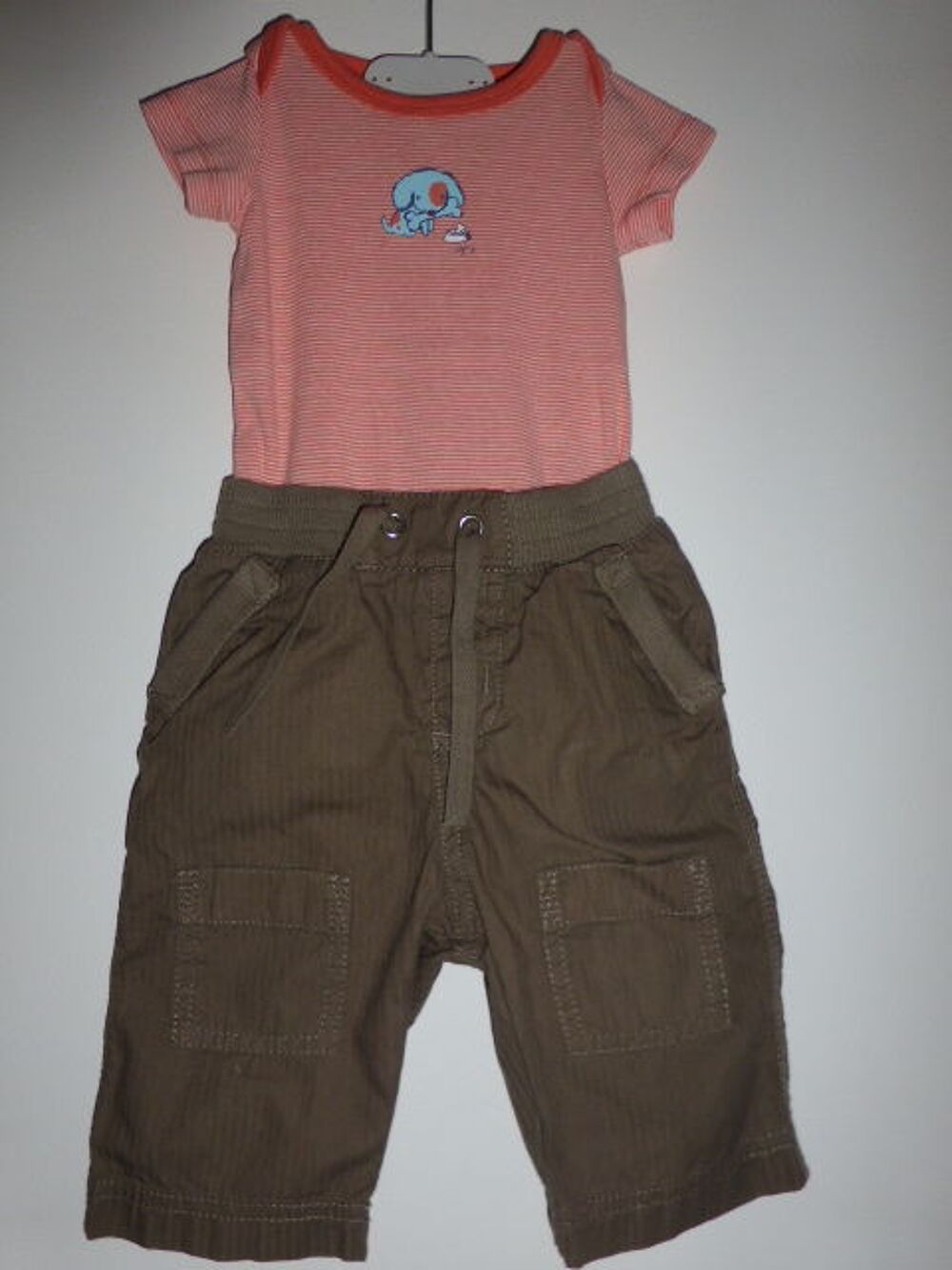 Lot gar&ccedil;on pantalon Petit Bateau Body Sergent Major 3 mois Vêtements enfants