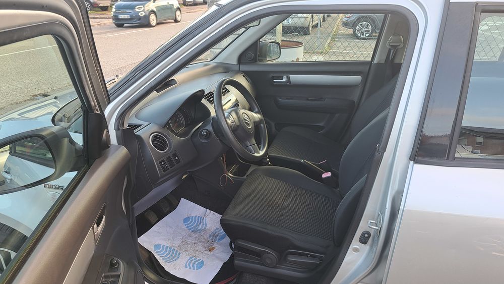 Swift 1.3 DDiS GL 2007 occasion 01630 Saint-Genis-Pouilly