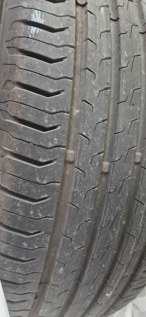 Pi&egrave;ces et &eacute;quipements Voiture Pneu voiture - roue  occasion Gerzat 63360