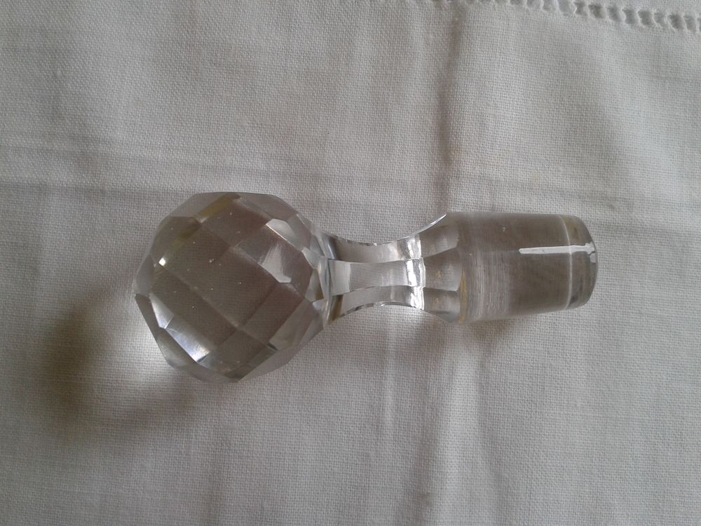 bouchons de carafe cristal de Baccarat n&deg;42-72-215 Cuisine