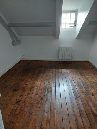  Appartement à louer 3 pièces 48 m²