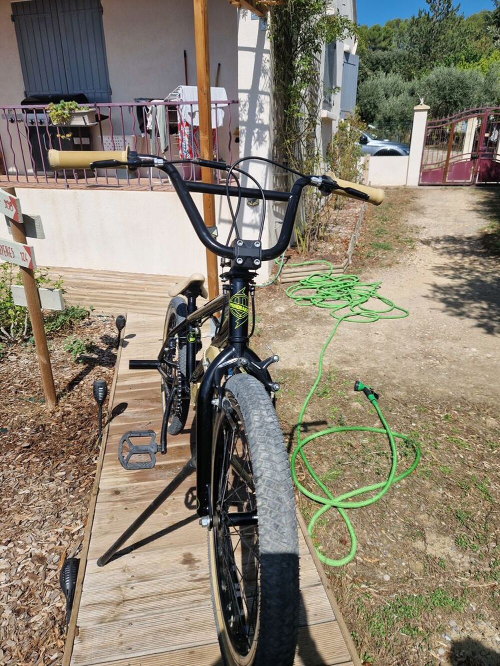 BMX MONDRAKER Vélos