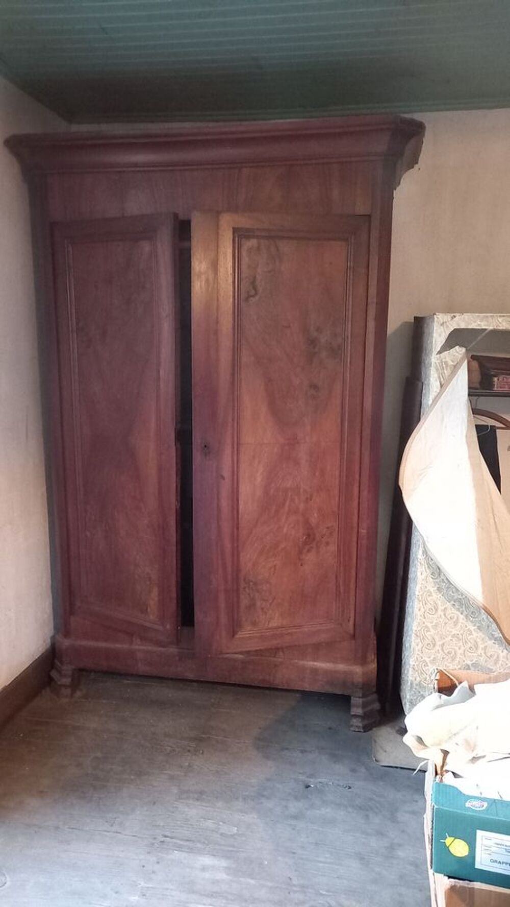 mobilier ancien (armoires et buffets) Meubles