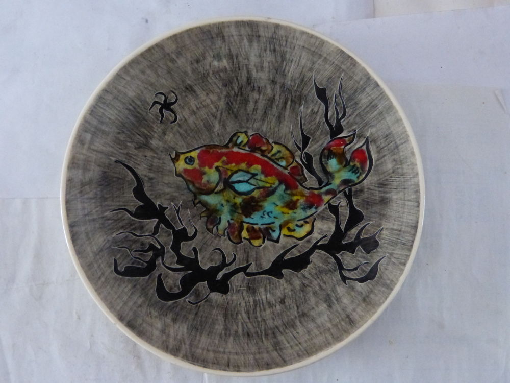ASSIETTE sign&eacute;e YOUEN 