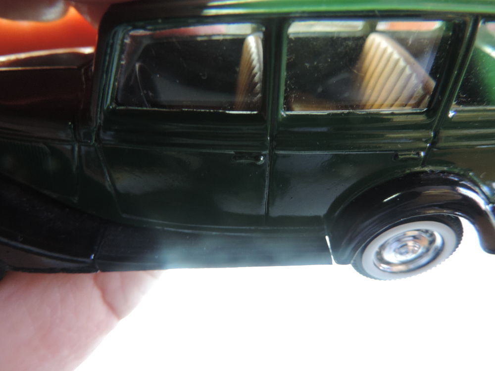 SOLIDO - FORD V 8 - 1936 - Echelle : 1/43 &egrave;m 
