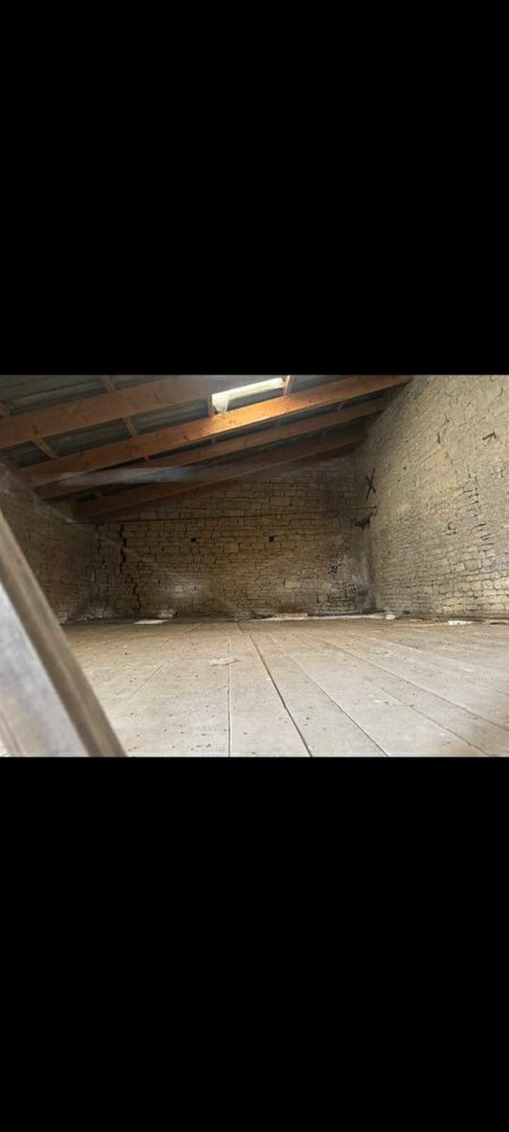 Location Remise/Grange ***Box à   louer*** Anais