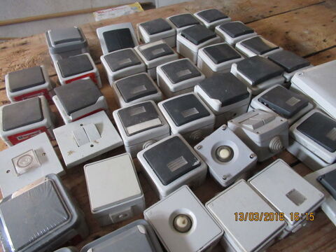 materiel electrique 0 Saint-Martin-la-Sauvet� (42)