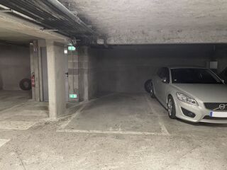  Parking / Garage à louer 13 m²