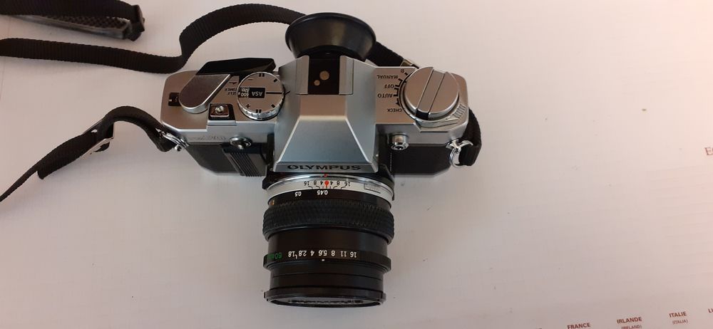 Reflex argentique OLYMPUS OM 30 Photos/Video/TV