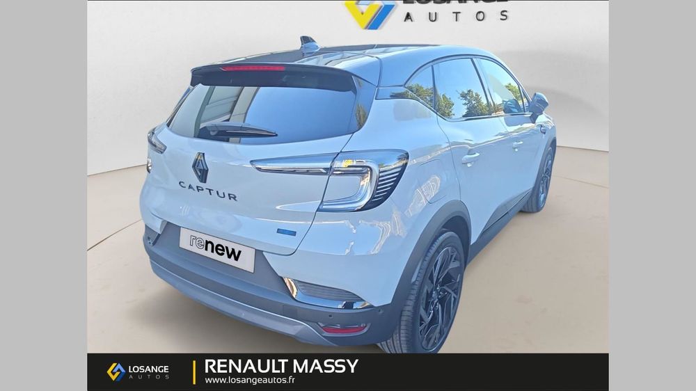 Captur E-Tech full hybrid 160 ch esprit Alpine 2026 occasion 91300 Massy