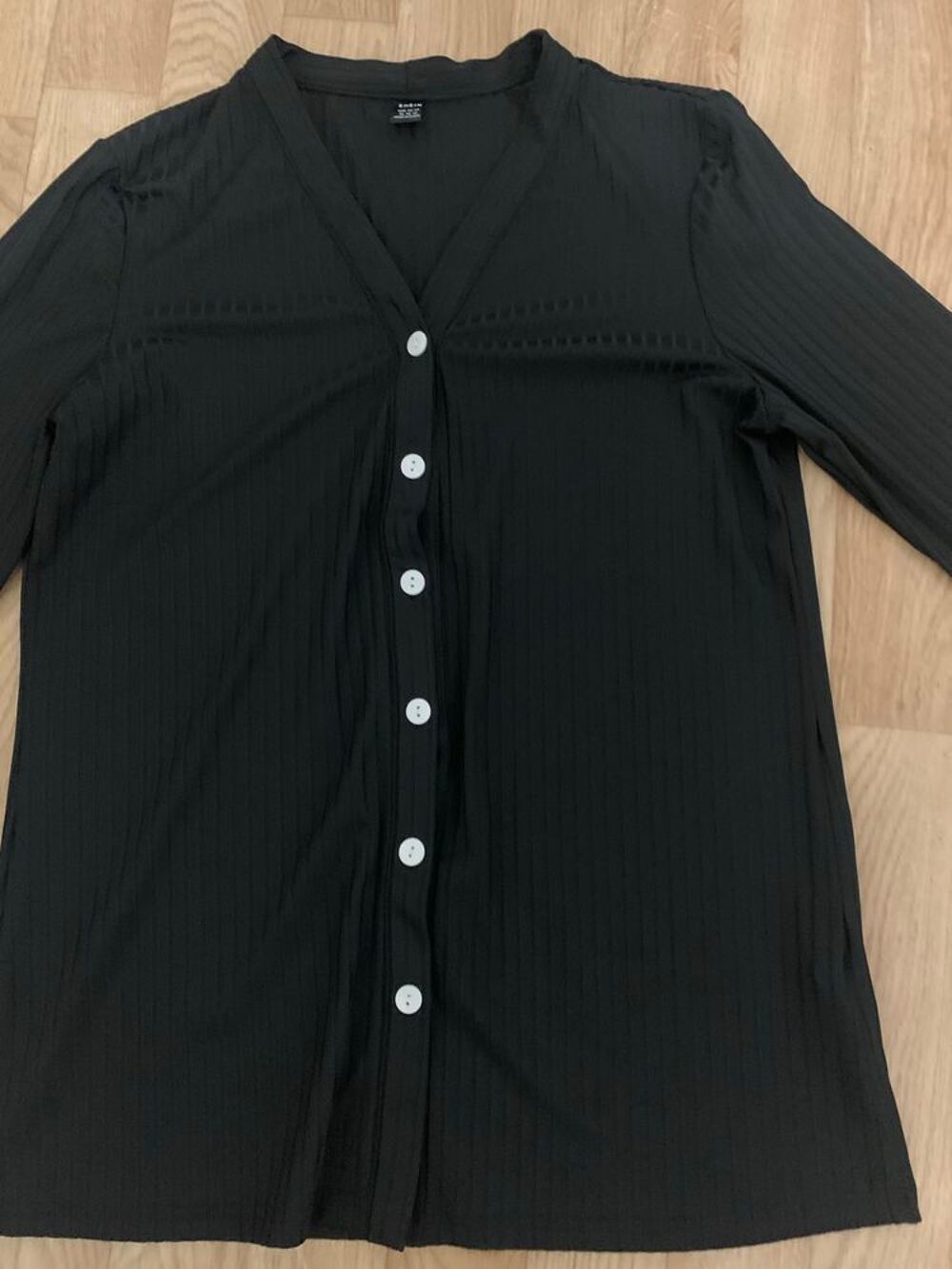 lot v&ecirc;tements pour femme Vêtements