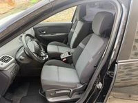 Grand Sc&eacute;nic III 1.5 DCI 110 PARIS 7 PLACES 2014 occasion 02470 Neuilly-Saint-Front