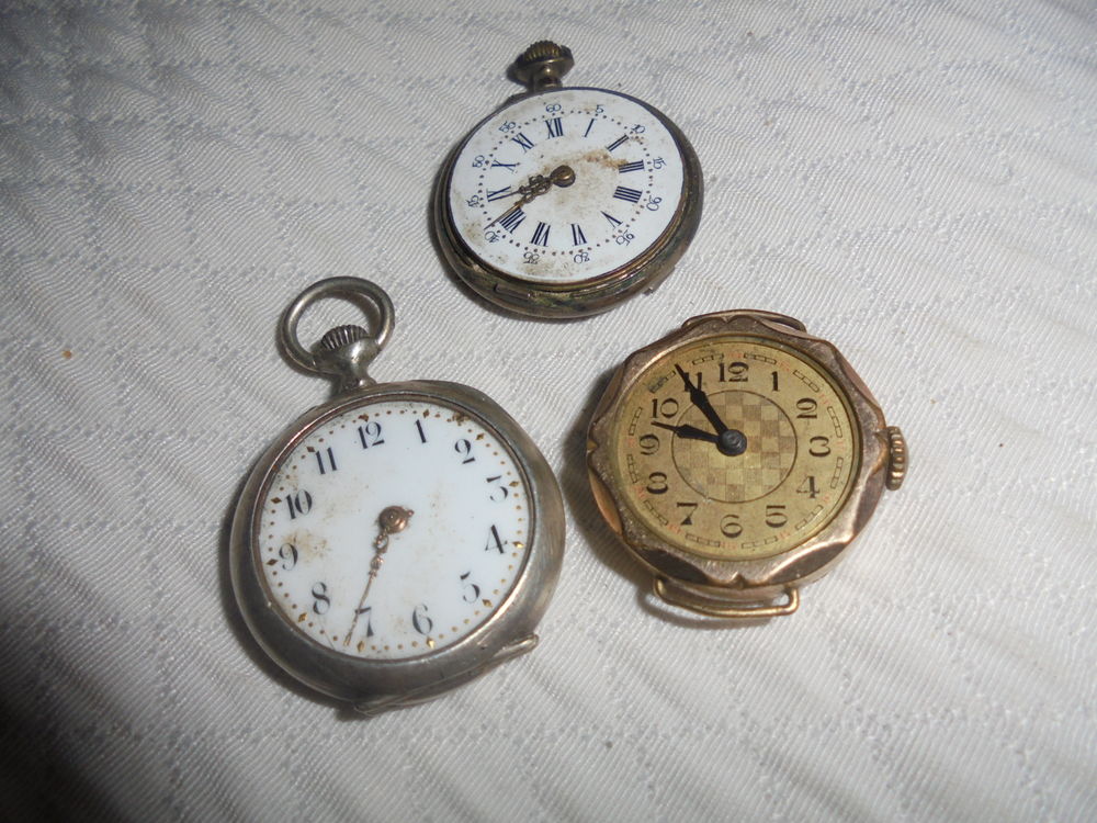 lot de 3 montres a resteaurer Bijoux et montres