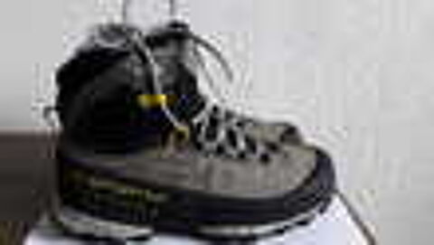 CHAUSSURE DE MONTAGNE ET RANDONN&Eacute;E Chaussures