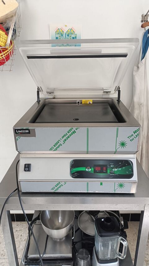 Machine sous vide (à cloche) professionnelle 2300 95110 Sannois
