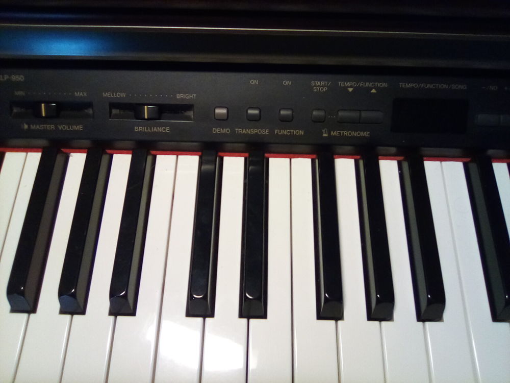 Piano Yamaha Instruments de musique