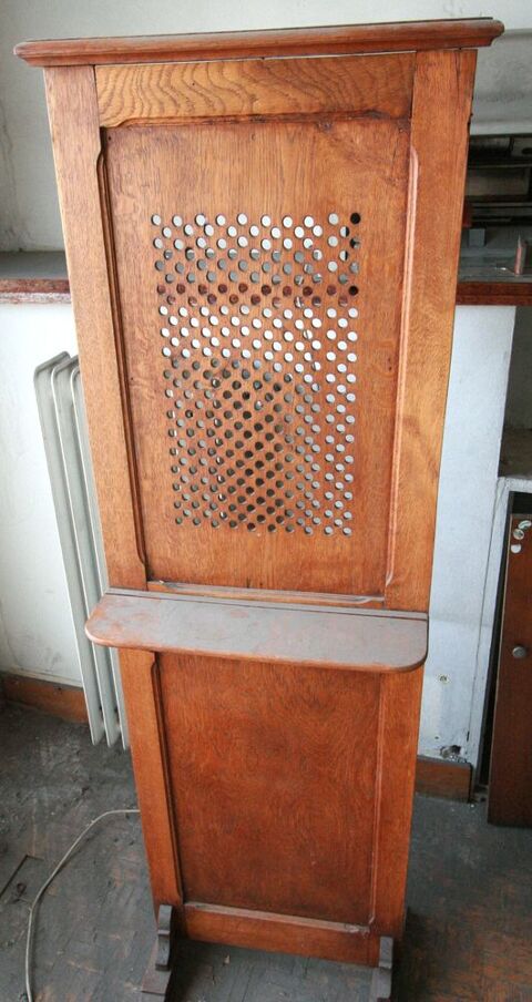 VESTIERE BOIS . Marseille 1 (13)