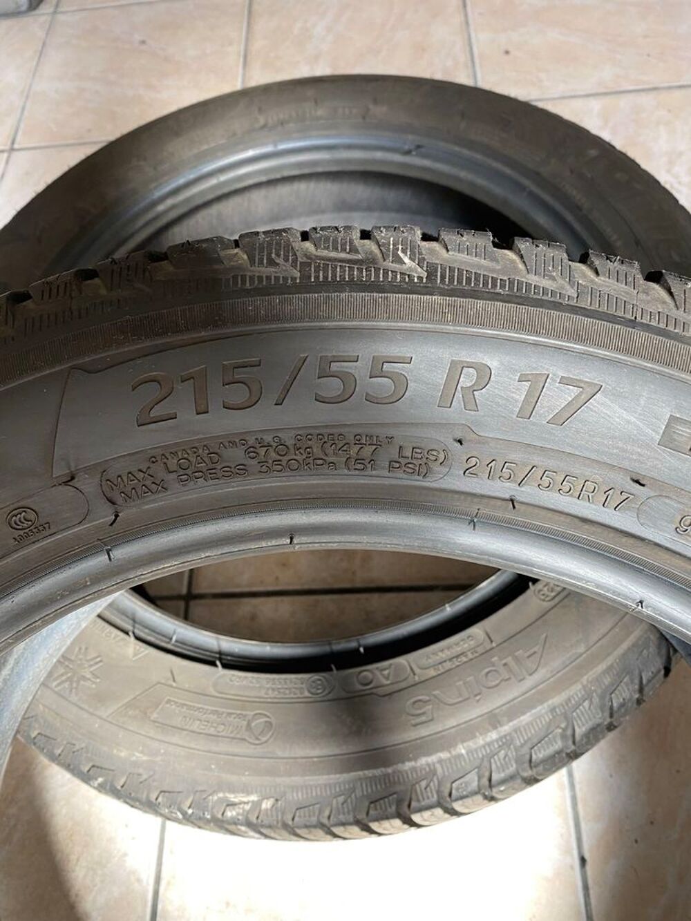 Pneu voiture - roue  occasion 63000 Clermont-Ferrand