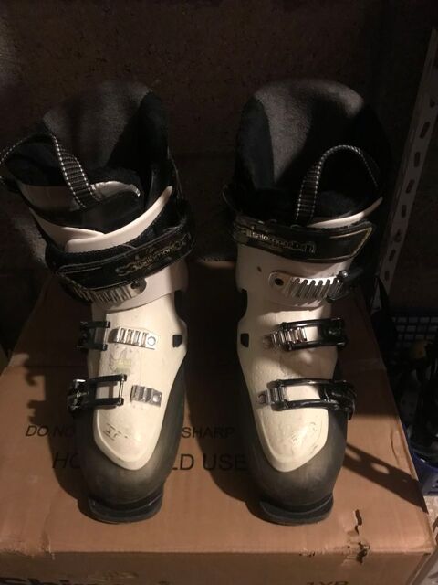 Casque  et chaussures de ski adulte 50 Le Havre (76)