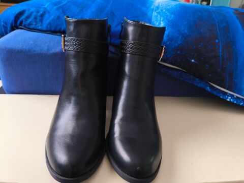 Bottines noire femme T 38 7 La Roche-sur-Yon (85)