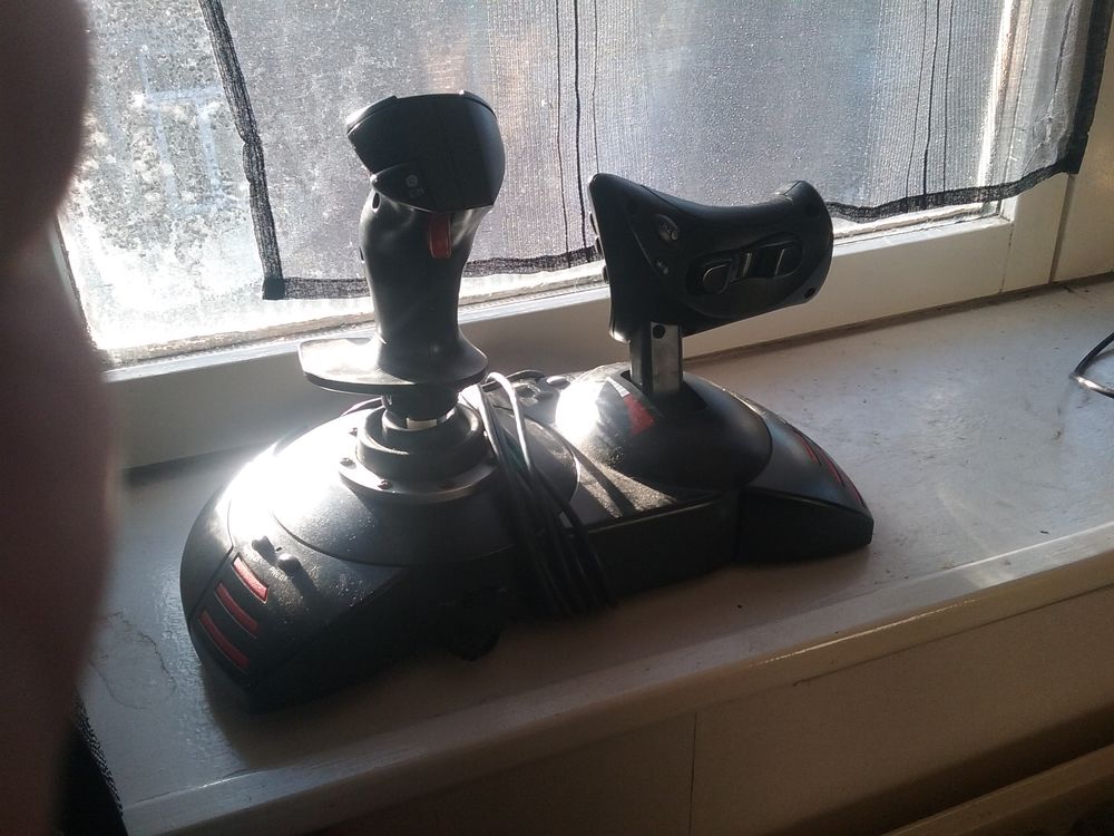 Joystick PC - PS3 Consoles et jeux vidéos