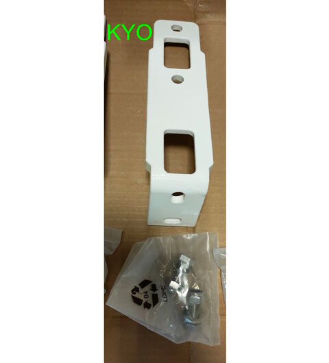 NATERIAL Zefir, 1 support de fixation plafond blanc store 29 Foncine-le-Haut (39)