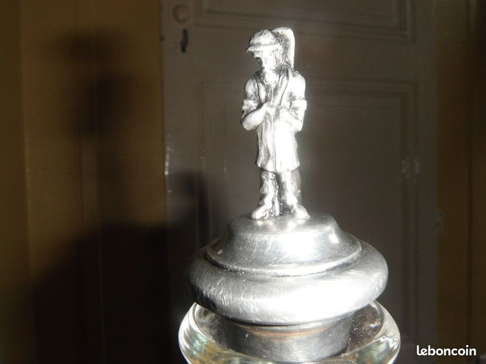 Carafe &agrave; vin cristal Jean Goard&eacute;re. Etain. Etat Neuf Décoration