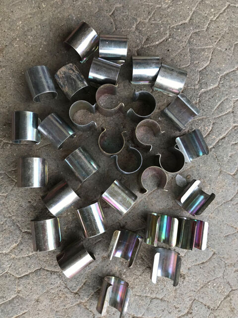 Lot de 32 clips en m�tal pour serre � 20 mm 10 Saint-Junien (87)