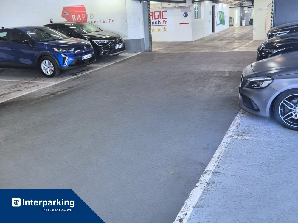 Location Parking/Garage Parking Cambronne - Rue du Commerce Paris 15 Paris 15