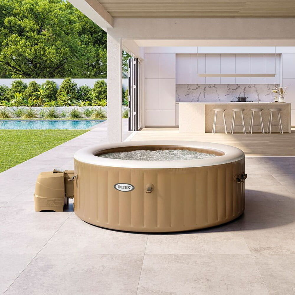 SPA GONFLABLE 4 PLACES Jardin