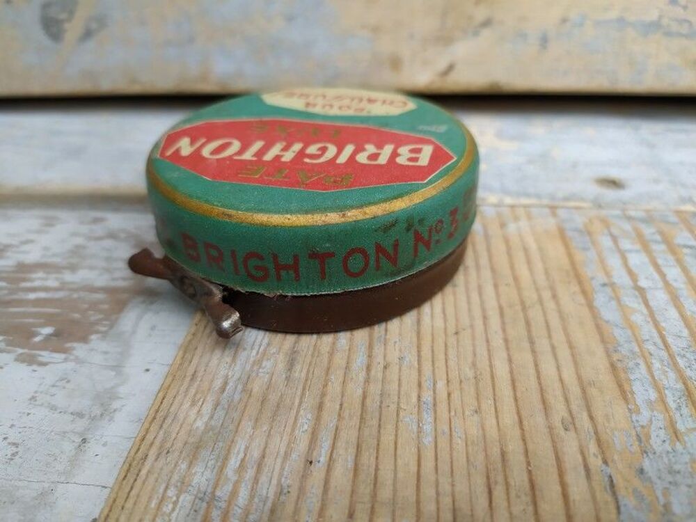 Ancienne Boite Cirage Brighton Luxe Publicitaire 

