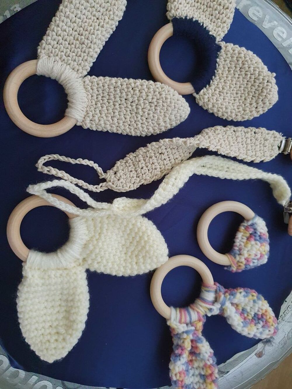 anneaux de dentition et attache tetine Jeux / jouets