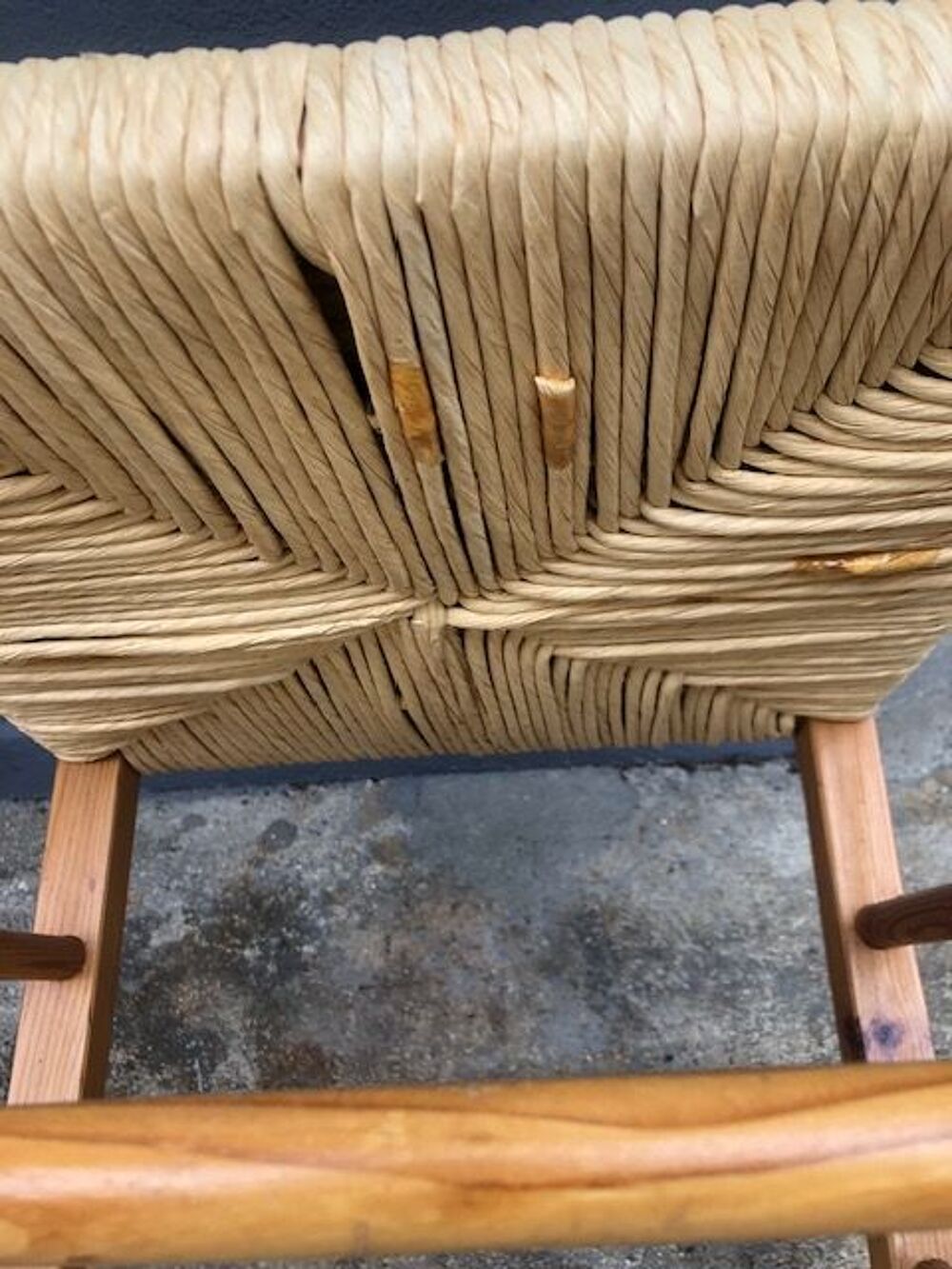 Chaises en pin et paille (2 ex) Décoration