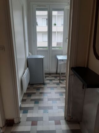  Appartement à louer 1 pièce 28 m²