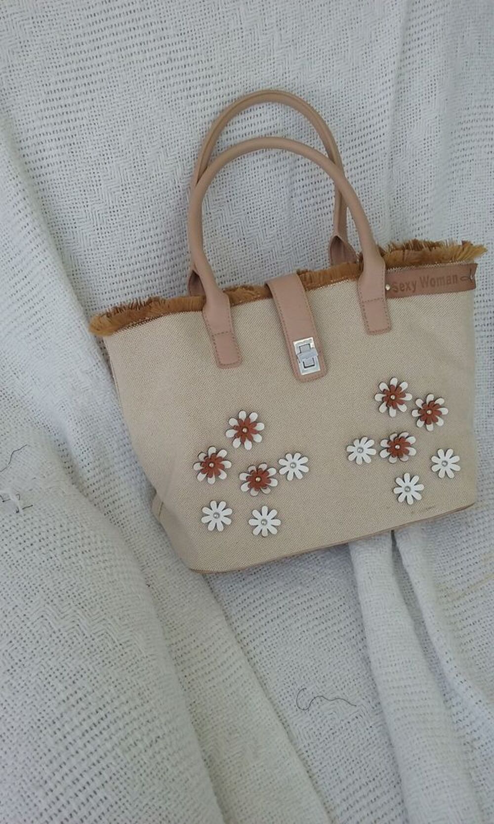 sac &eacute;t&eacute;. t&eacute;l&eacute;phone 0490270425 Maroquinerie