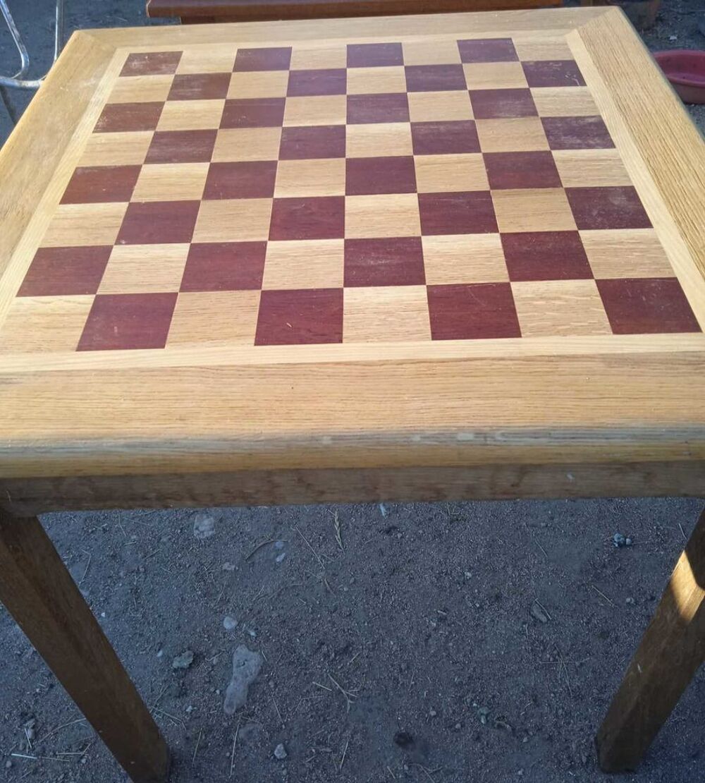 Table damier en marquetterie avec tiroir Meubles