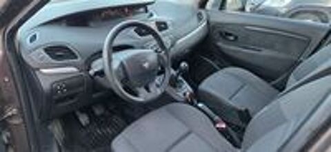 Grand Sc&eacute;nic III dCi 110 FAP eco2 Expression Euro 5 7 pl 2011 2011 occasion 74950 Scionzier