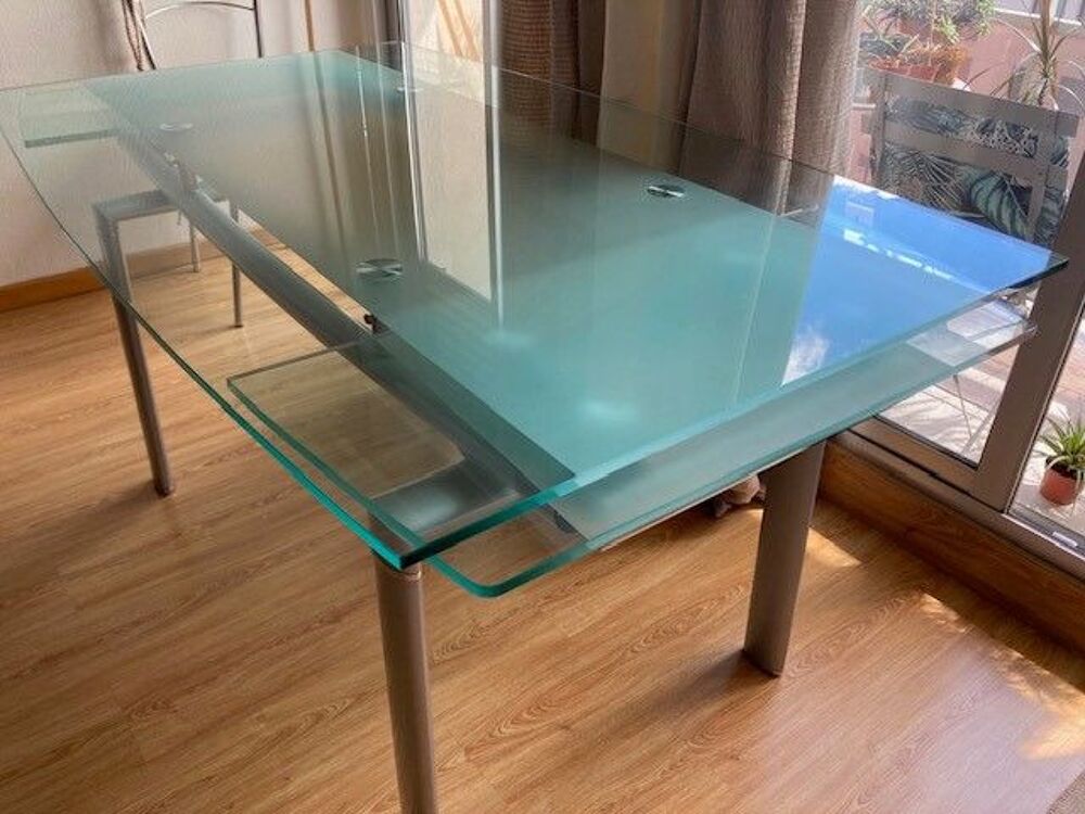 Table &agrave; manger en verre avec rallonges extensibles Meubles