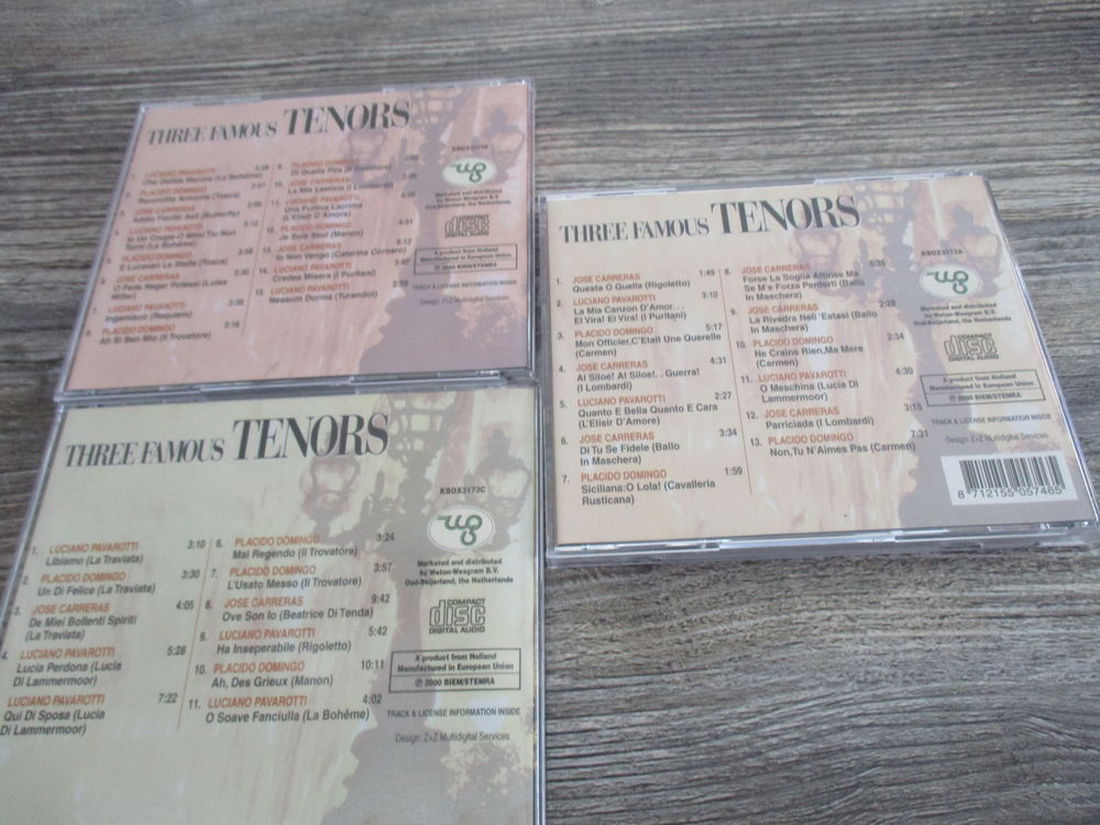 Coffret contenant 3 CD "THREE FAMOUS TENORS" CD et vinyles