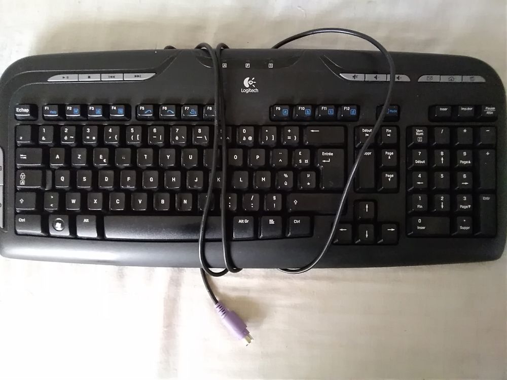Clavier Logith&eacute;que PS2 Matériel informatique