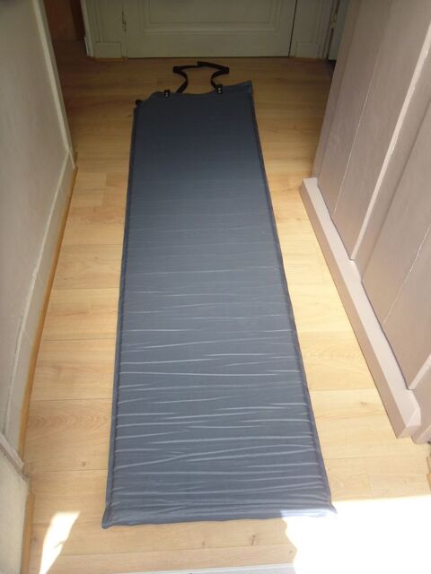 Matelas autogonflant Décathlon 
Nantes (44)