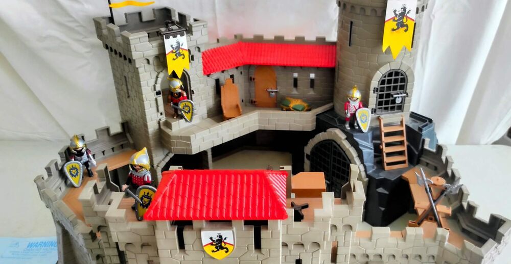 Playmobil grand ch&acirc;teau des chevaliers du Lion 4865 Jeux / jouets