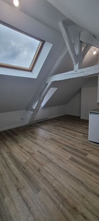  Appartement à louer 1 pièce 25 m²