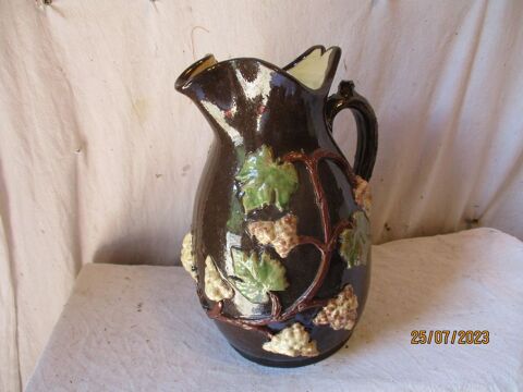 carafe ancien decor vigne 30 Villecomtal (12)