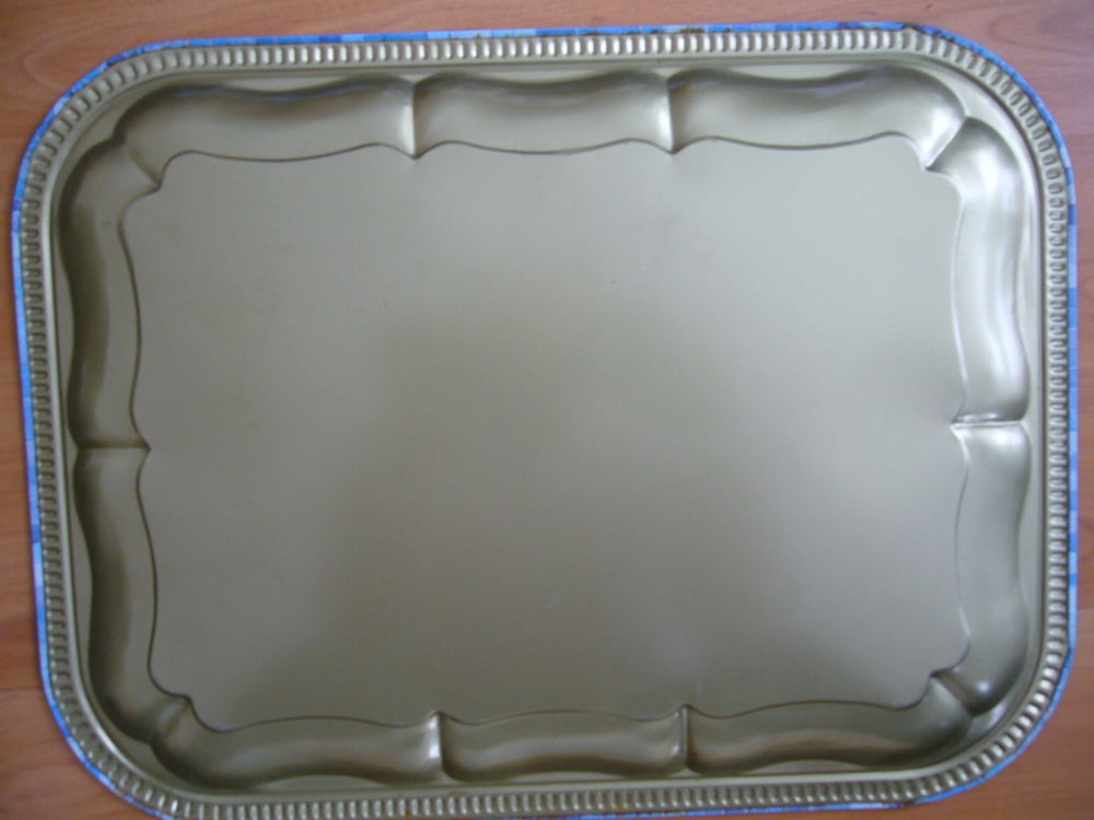 Plateau bleu clair, rectangulaire, en m&eacute;tal, &agrave; carreaux Décoration