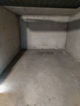  Parking / Garage à louer 17 m² Thiers