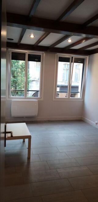  Appartement à louer 3 pièces 54 m² Valenciennes