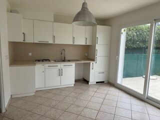  Villa � louer 5 pi�ces 139 m� Saint-cergues