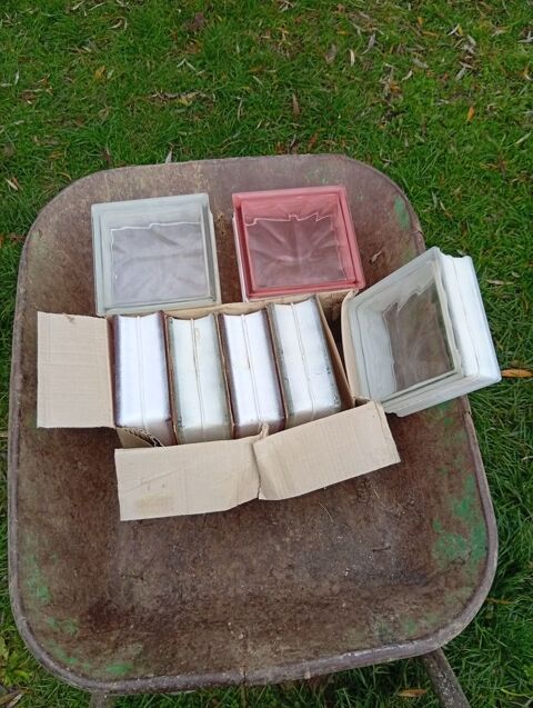 Brique de verre  30 Ayzieu (32)