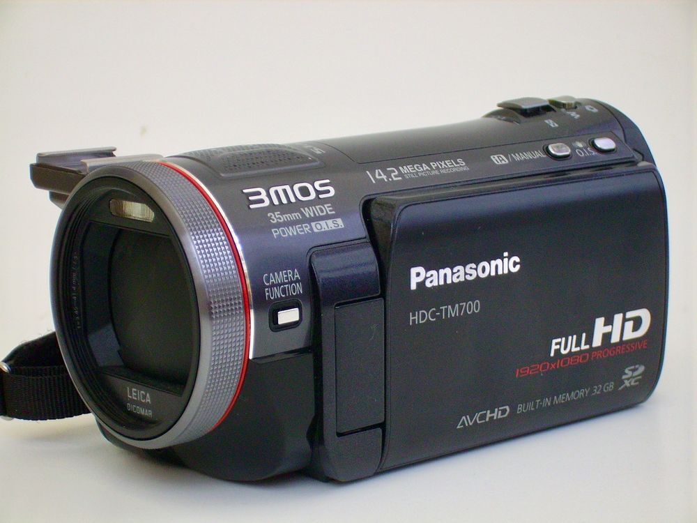 Camescope full HD Panasonic TM700 Photos/Video/TV